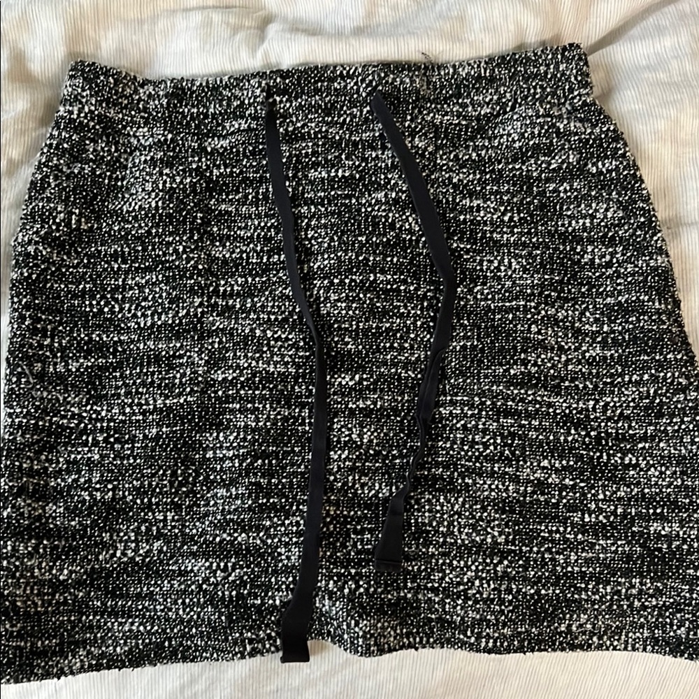 LOFT Black and White Mini Pencil Skirt